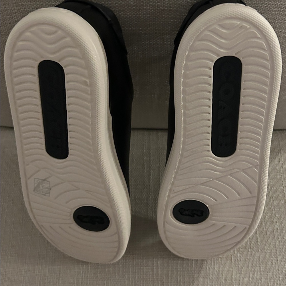 Coach Black and White Womens sneakers - Picture 3 of 8